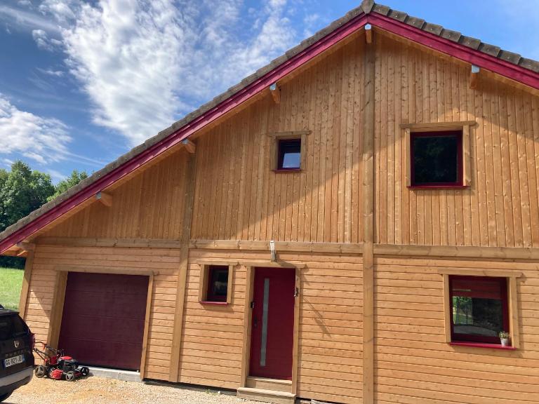 Chalet du hérisson - Chambres d'hôtes Menétrux-en-Joux
