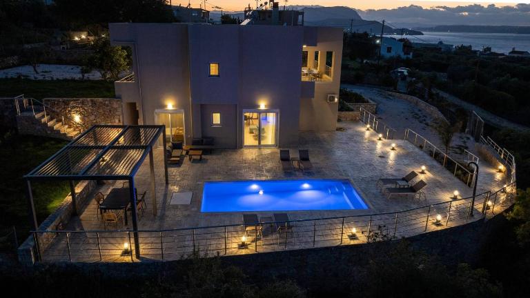 Villa Prinos Private Pool - B&B Pláka