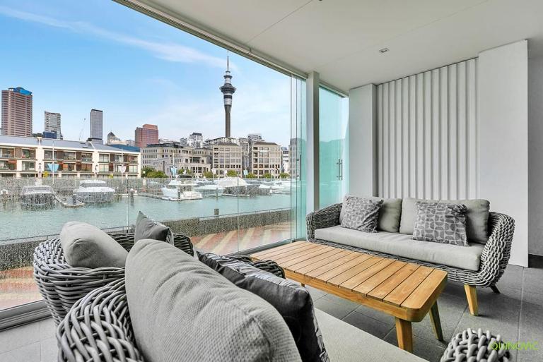 QV Stays Waterfront Retreat 3 Bed 2 Bath 1 Car - B&B Auckland