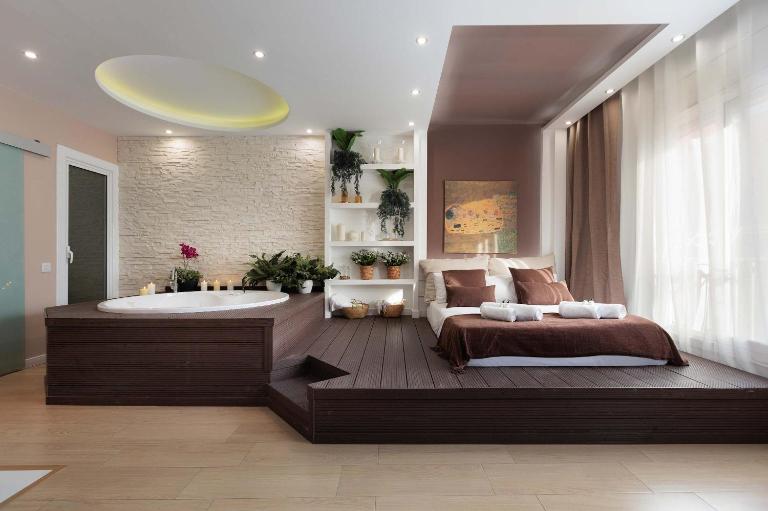 Perfect Romantic Getaway Cozy Retreat with Jacuzzi - Chambres d'hôtes Barcelone