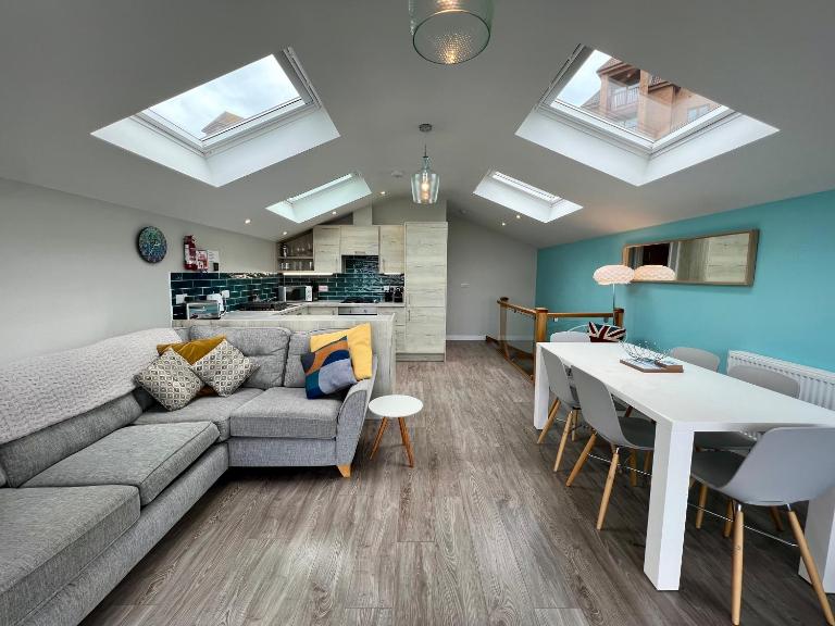 Seaside Escape in Westward Ho! 3-Bed Family Holiday Home with Sea Views - B&B Westward Ho!
