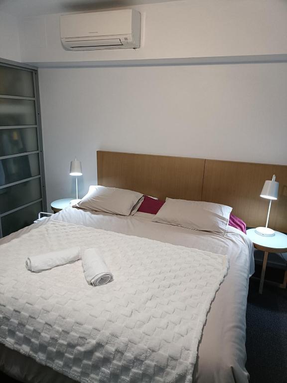 Mantra Studio Apartment Darwin CBD - Bed and Breakfast Darwin