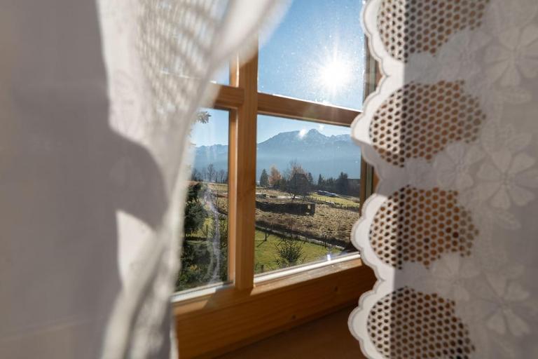Willa Szept Giewontu-Mountain Base - B&B Kościelisko