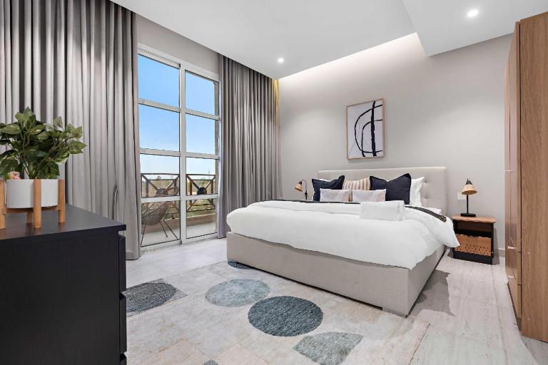 Modern 2BR Apartment in King Salman Area NZL277 - B&B Riad