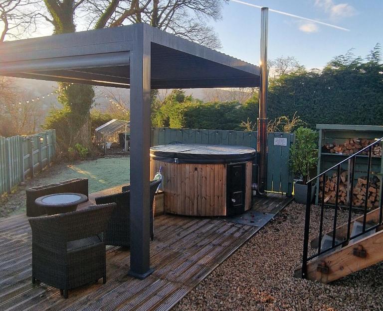 Driftwood with Hot Tub - B&B Fort William