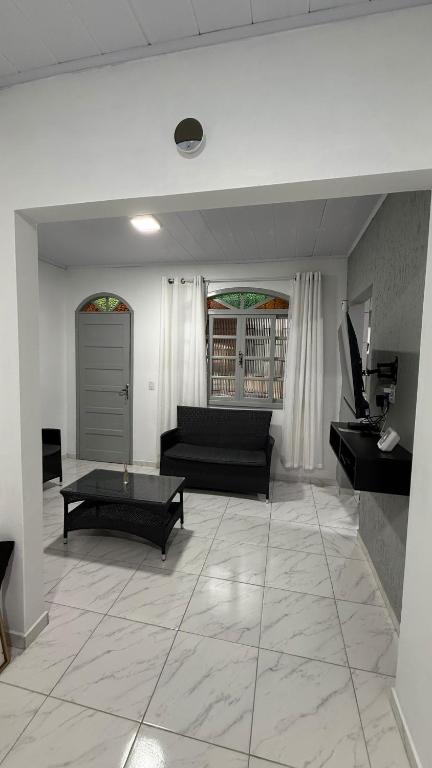 Casa para 4 pessoas, 650m da praia de Ponta das Canas, Florianópolis - Ferienwohnung Florianópolis