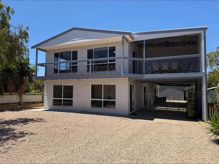 Salt Life - B&B Port Hughes