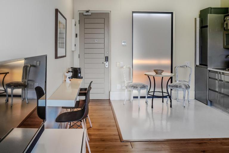 The Gallery Studio Apartment 208 - B&B Knysna
