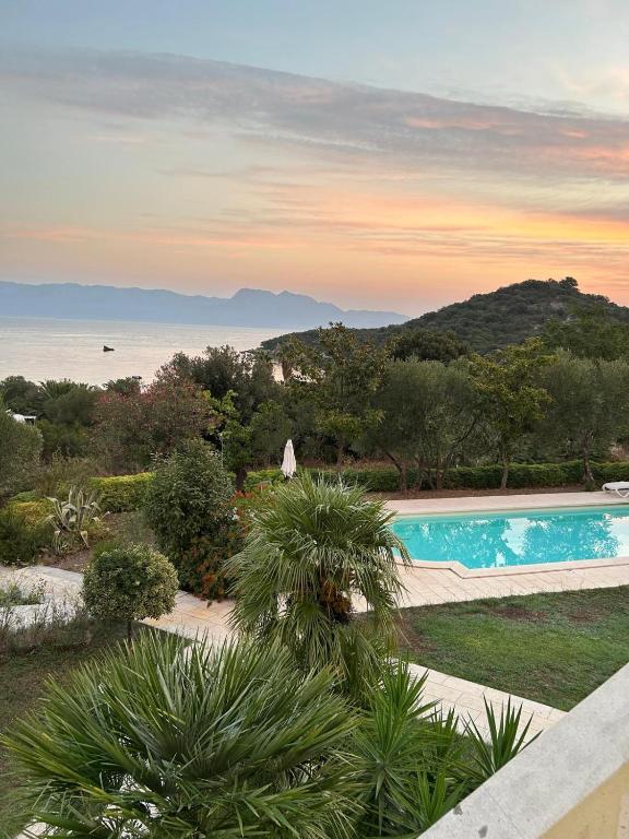 Villa Valentina - Bed and Breakfast Trpanj