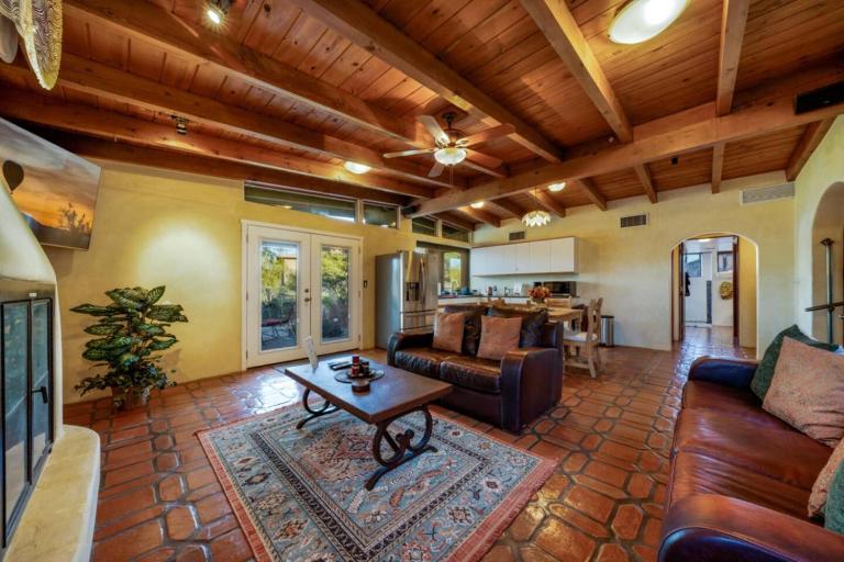Unique Property, 2 BR 1 BA, Patio, Kitchenette - Ferienwohnung Tucson