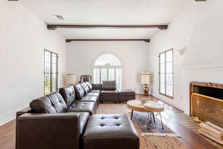 Cozy 3-Bedroom Home in K-town Los Angeles - Bed and Breakfast Los Angeles