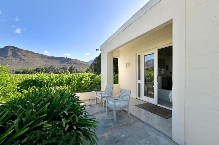 The Little Vineyard Cottage - B&B Franschhoek