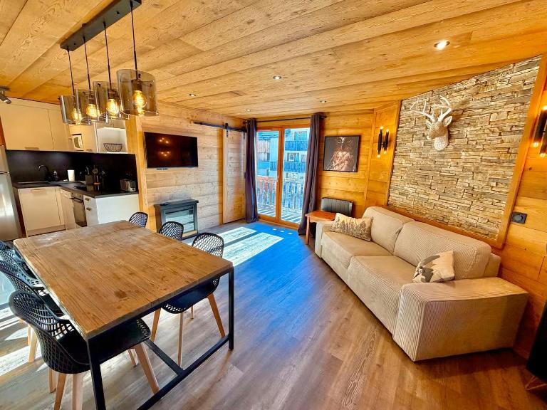 CENTRE DES ORRES 1800 - Appartement 3 chambres - 8 PERSONNES - SUD - Parking - Près de 60m2 hab - Ferienwohnung Les Orres