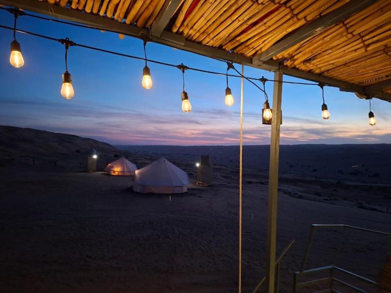 Desert Romance Retreat - Chambres d'hôtes Al Mintarib