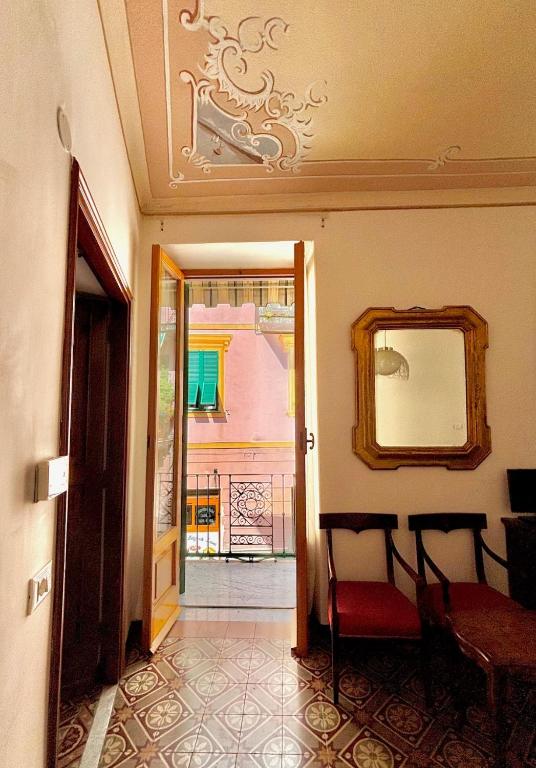 A Ca' du Mûsenu - apartment in Monterosso center - Chambres d'hôtes Monterosso al Mare