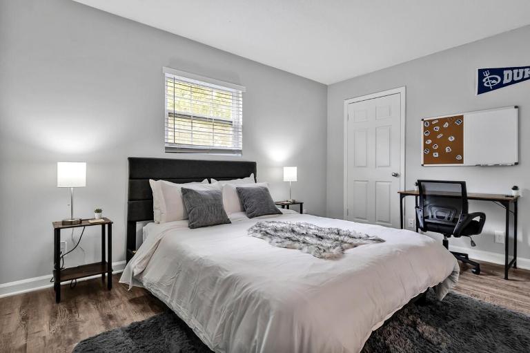 Pet Friendly Duke 1br - Near Hospital and Downtown - B&B Durham