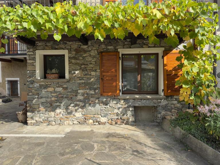 Il Nido Piccolo - B&B Tirano