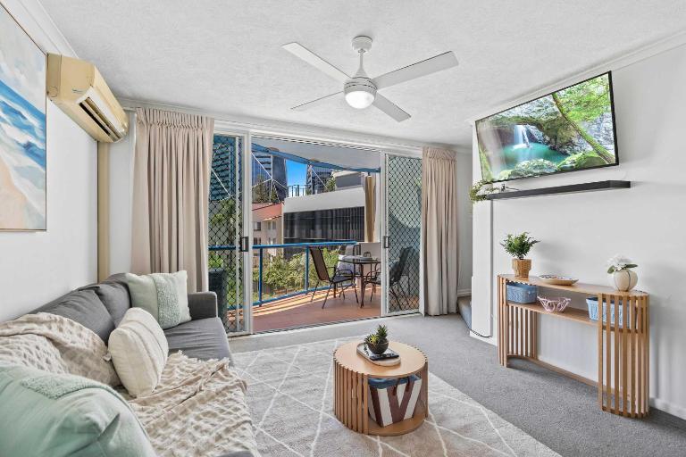 Dual Level Rooftop Terrace Sea Breeze 2 carparks - B&B Gold Coast