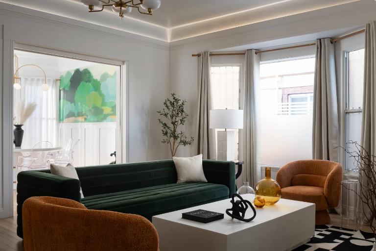 Luxe Victorian Retreat • Walk to Downtown - Chambres d'hôtes San Diego