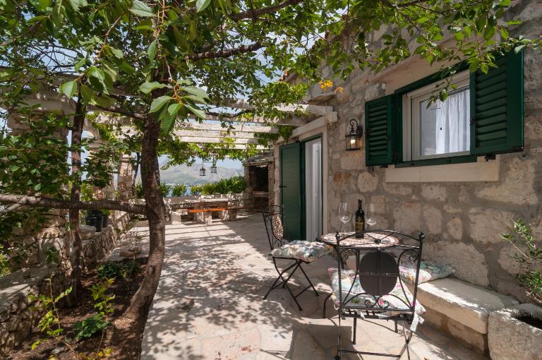 Apartments Larsen - B&B Omiš