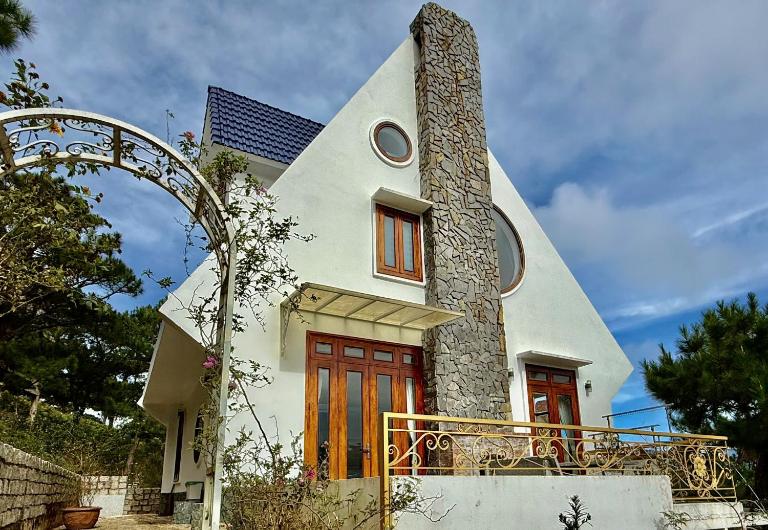 Khu ngỉ dưỡng Tâm Anh Đà Lạt - Bed and Breakfast Ấp Man Ling