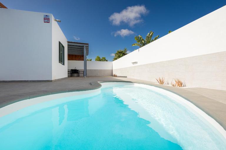 Home2Book Bright Villa with Pool, Corralejo - B&B Corralejo