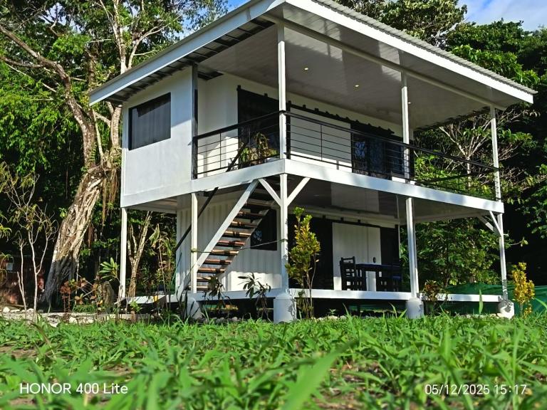 The Blue Lagoon - B&B Zancudo