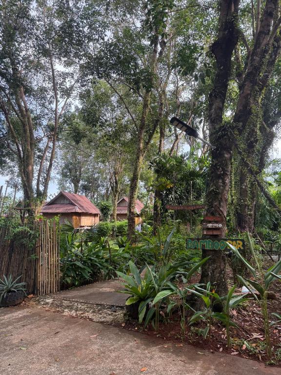 Bamboo Hideaway Resort - B&B Ban Khao Mai Kaeo