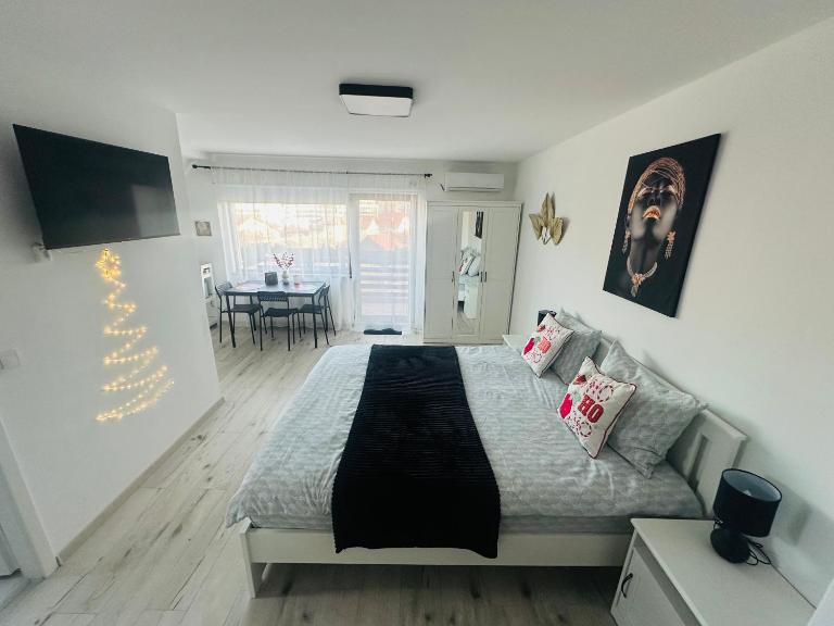 Gusti jr - B&B Braşov