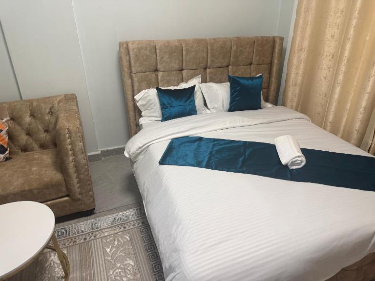 Amazia Apartments - B&B Rungiri
