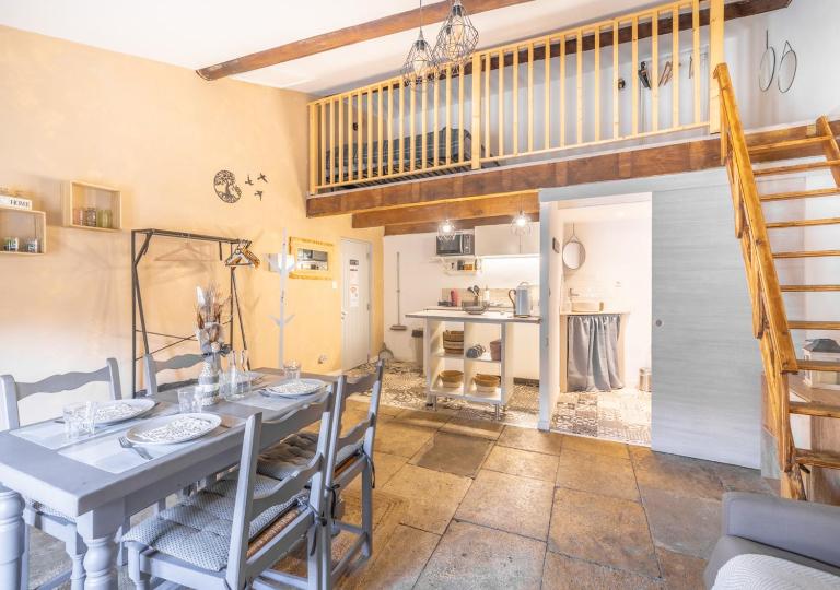 Logement bohème 2 à 4 personnes centre Beaucaire Cocoon 4 - B&B Beaucaire