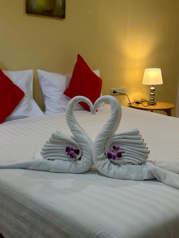 Theclickguesthouse - B&B Ban Bang Chak
