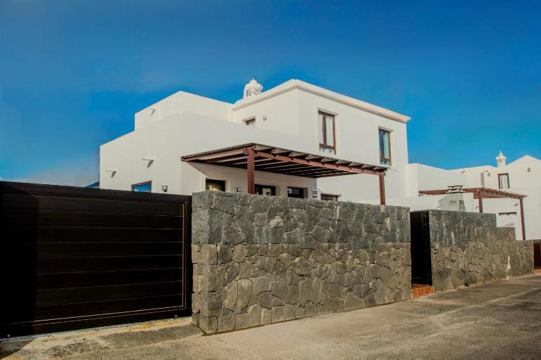Tania Luxury Home - Ferienwohnung Playa Blanca