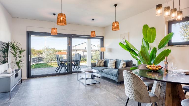 Apartment Adria 2 by Villas Guide - Ferienwohnung Poreč