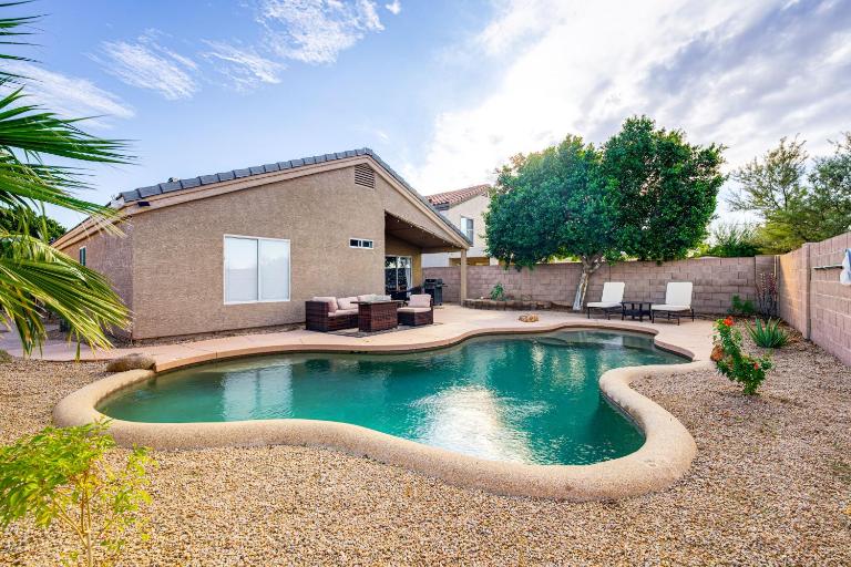 Swim & Unwind: 'Wildrose Retreat' in Mesa! - B&B Mesa