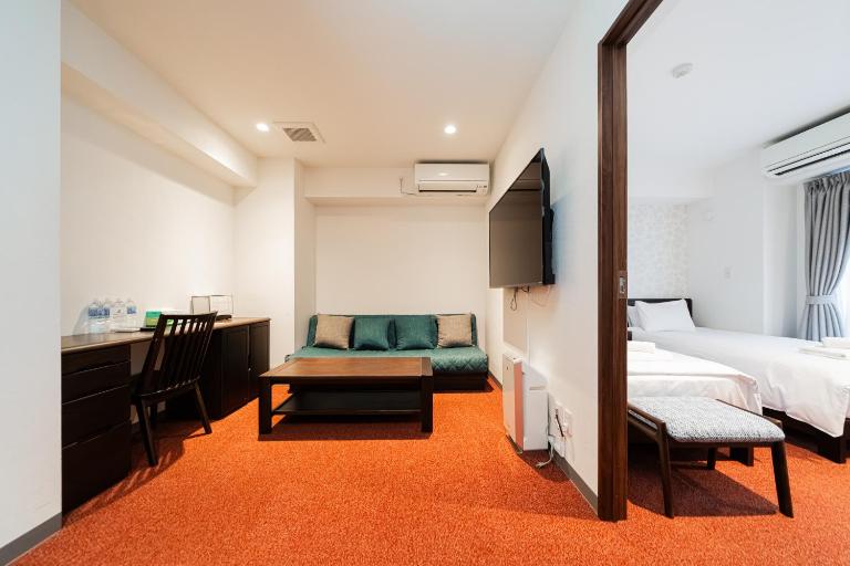 Serorin Light Hotel Tokyo - B&B Tokyo