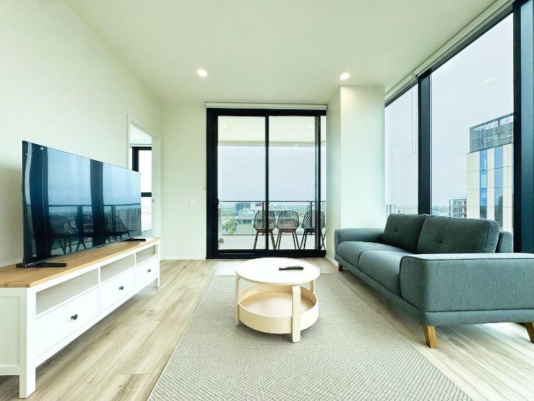 Executive 2BR Retreat - Opposite Central Market - B&B Adelaide