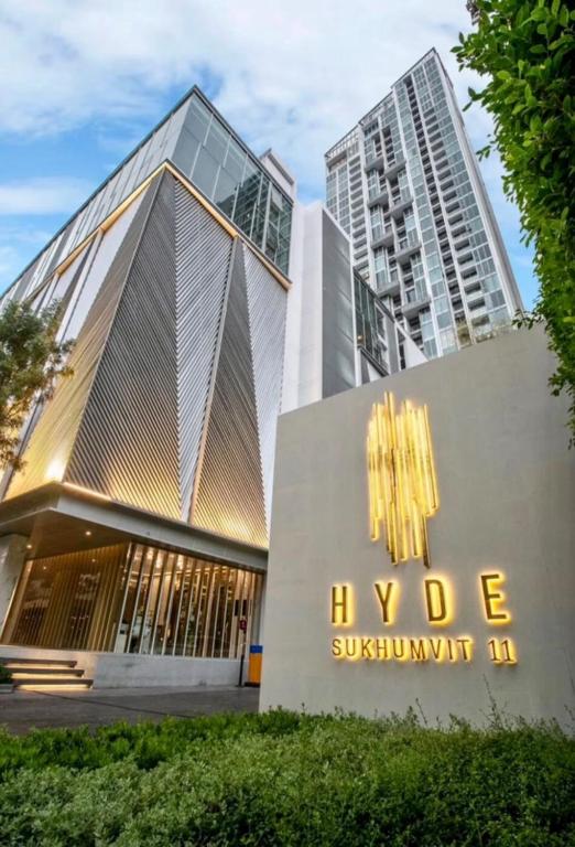 Stylish Luxury 1 Bedroom, Hyde Sukhumvit 11, Near BTS Nana & Asok - B&B Bangkok
