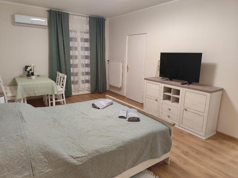 Tímea Apartman Pécs - Ferienwohnung Fünfkirchen