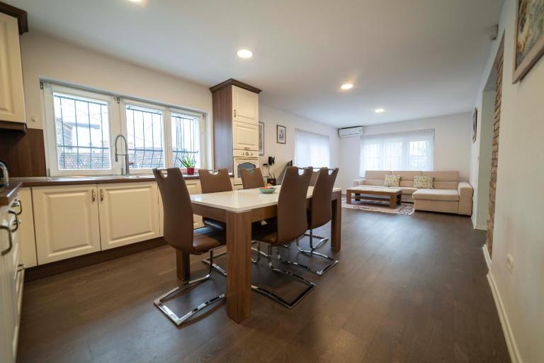 Legend Suites - Bed and Breakfast Sarajevo