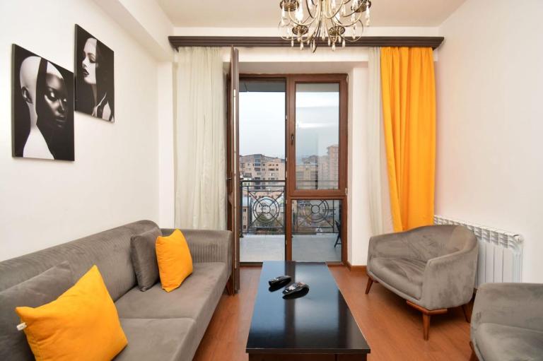 Apartments by MR Yeravan in the city centre - B&B Jerevan
