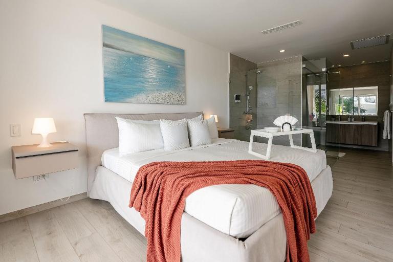 Beach Haven 1BDR Condo Paseo Playa Coral - 305 - Ferienwohnung Punta Cana