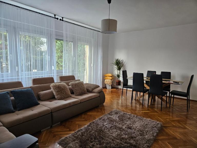FAMILLE Apartman - B&B Tapolca