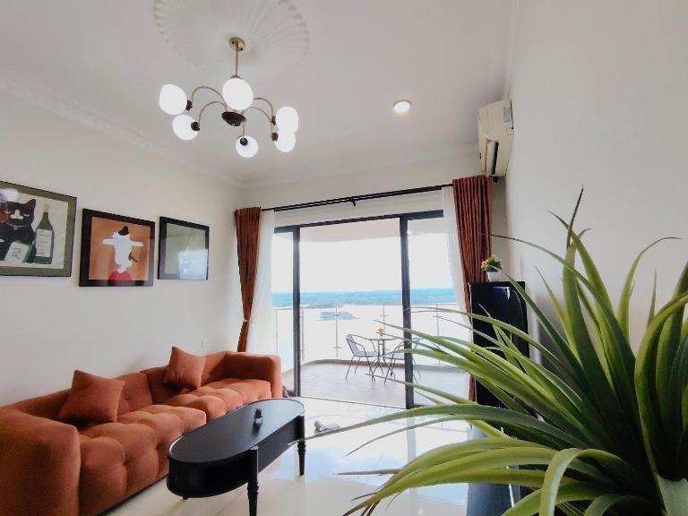 Danga Bay Beach-Side Family Getaway - B&B Johor Bahru
