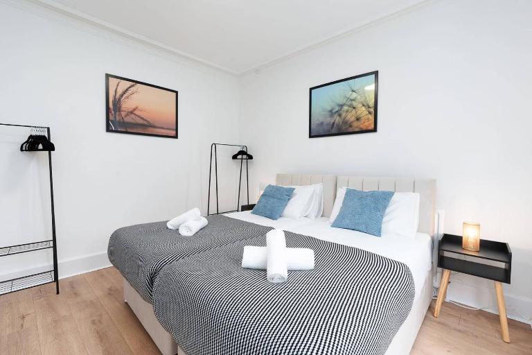 4 Bedroom House with 9 Beds, 2 Bathrooms and Garden, Sheffield - Ferienwohnung Sheffield