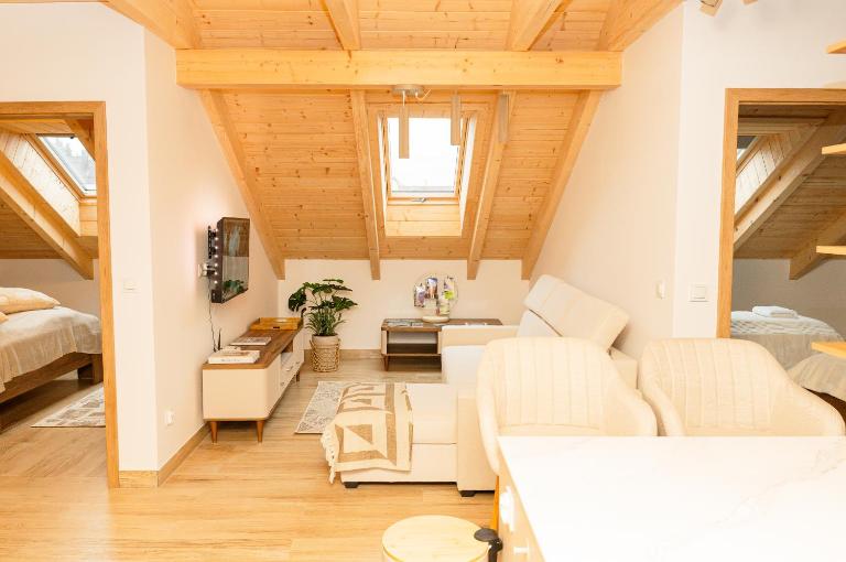 Nowoczesny Apartament z dwoma sypialniami Mochnaczka Niżna - Chambres d'hôtes Mochnaczka Niżna