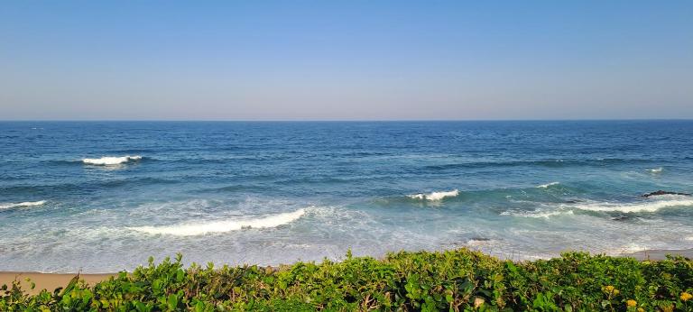 Seaside Serenity - Your ultimate beachfront escape - B&B Sheffield Beach