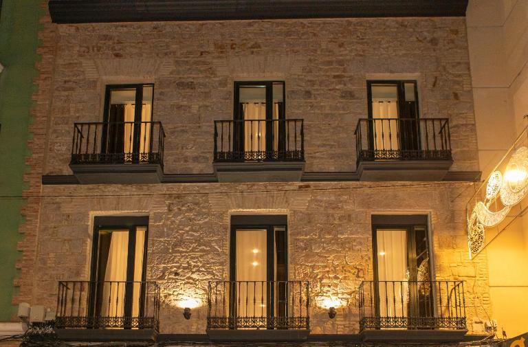Alojamientos Carola Baños, 6 - B&B Linares