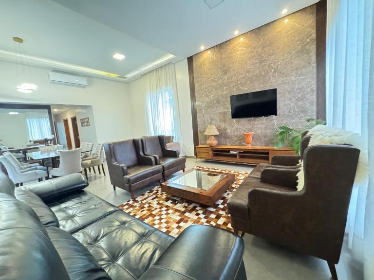 Linda Casa 4 quartos com piscina para família na praia de Canasvieiras - Ferienwohnung Florianópolis