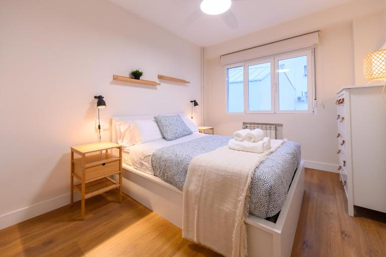 Apartamento luminoso con 1 dormitorio y excelentes comodidades Temporal BSO5 - B&B Madrid